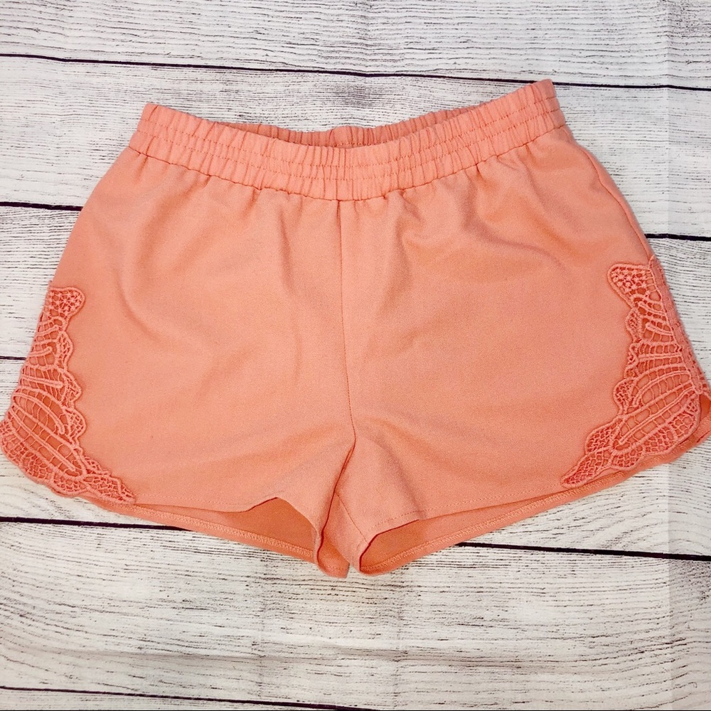E hanger M Peach Shorts
